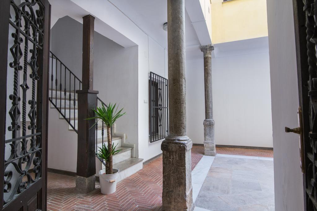 Zahira Suites Granada Exterior photo